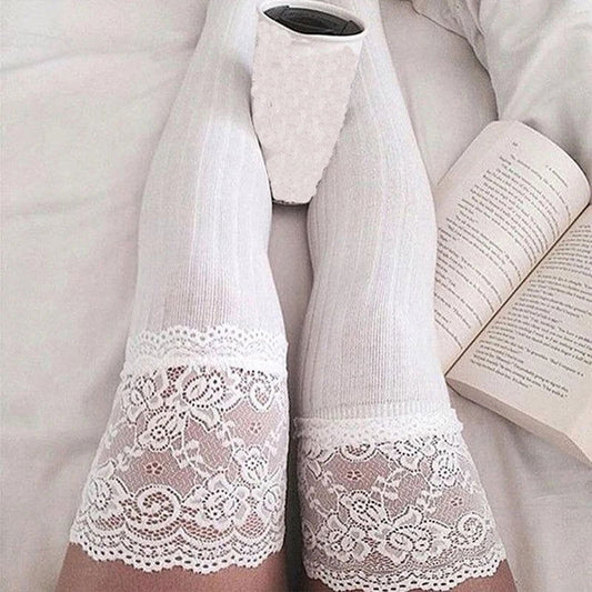 Chaussettes Hautes en Dentelle 